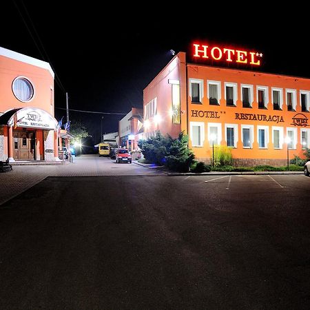 Hotel Restauracja Twist Krosno Exteriör bild