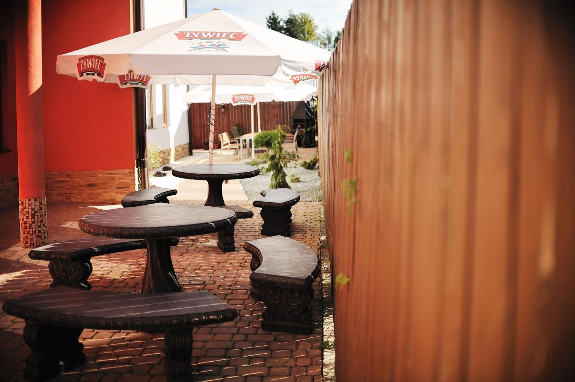 Hotel Restauracja Twist Krosno Exteriör bild