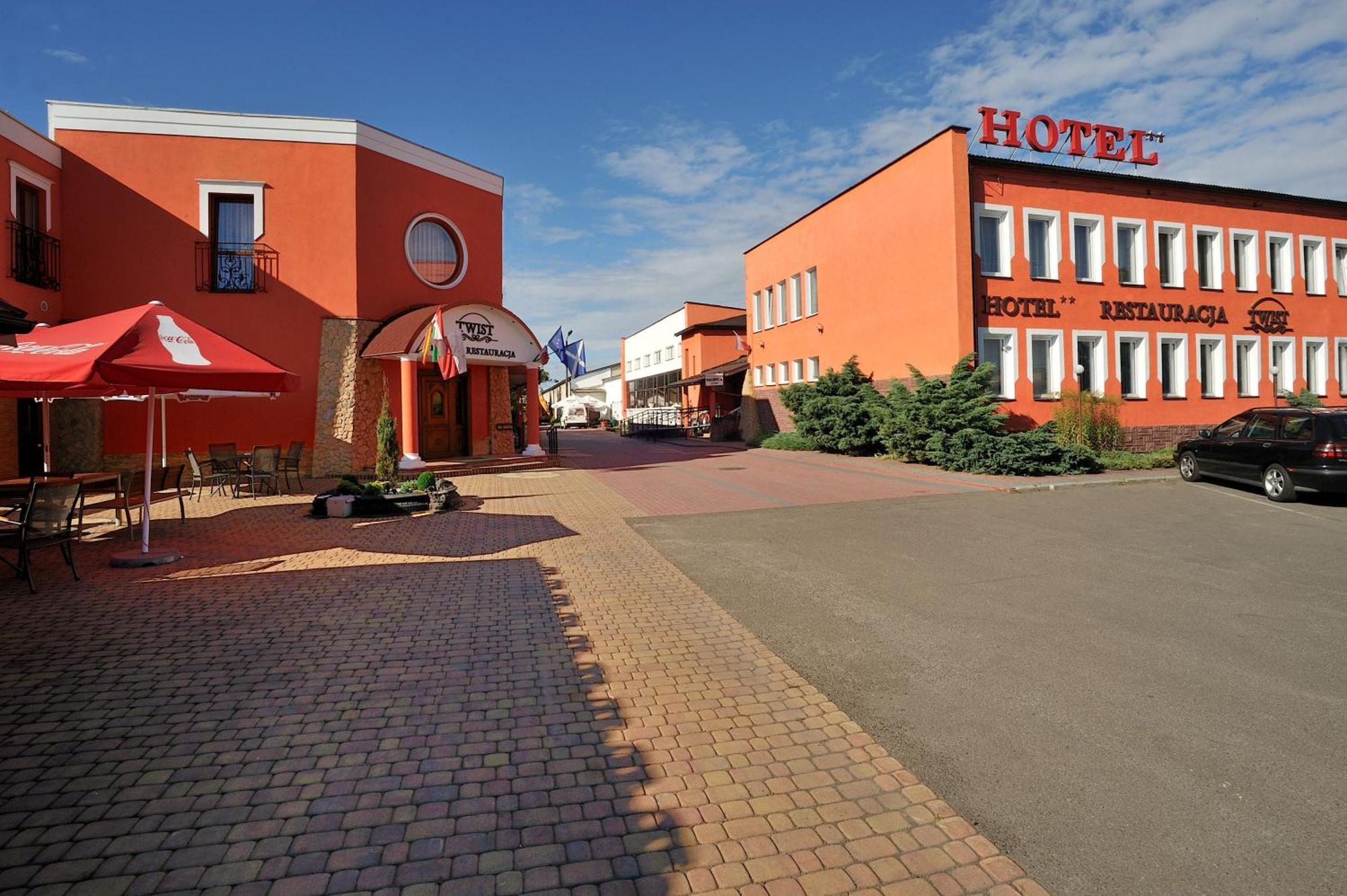 Hotel Restauracja Twist Krosno Exteriör bild